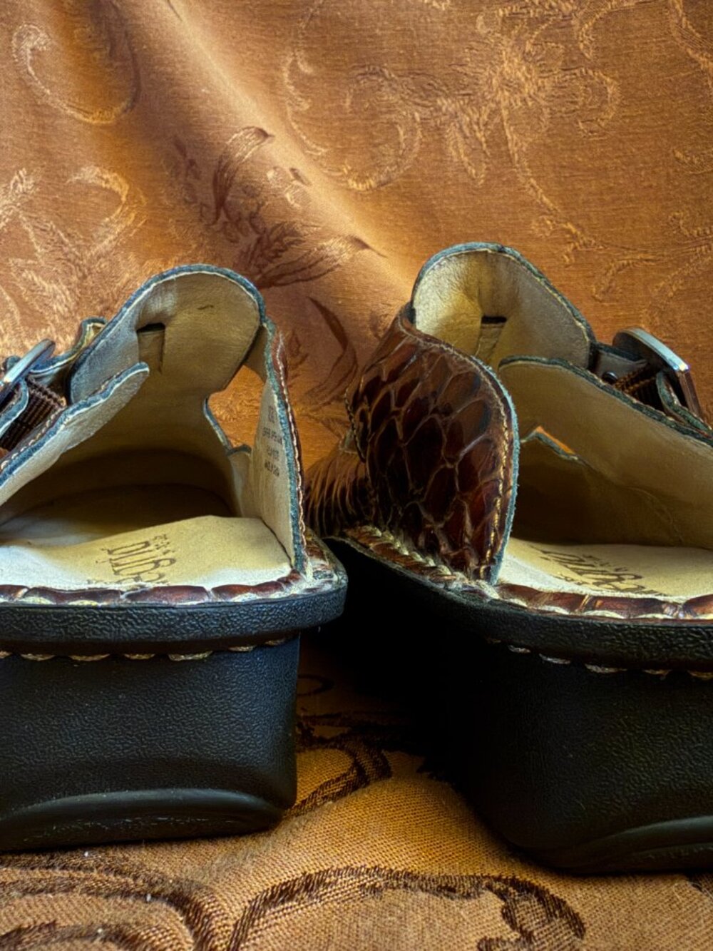 Alegria by PG Lite Classic Choco Croco Brown Leather Clogs sz 37 (US size 7) - Picture 9 of 10